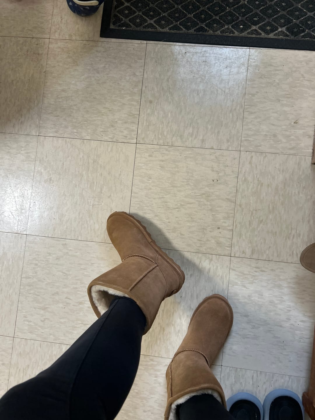 Customer photo review of ELLE SHORT HICKORY