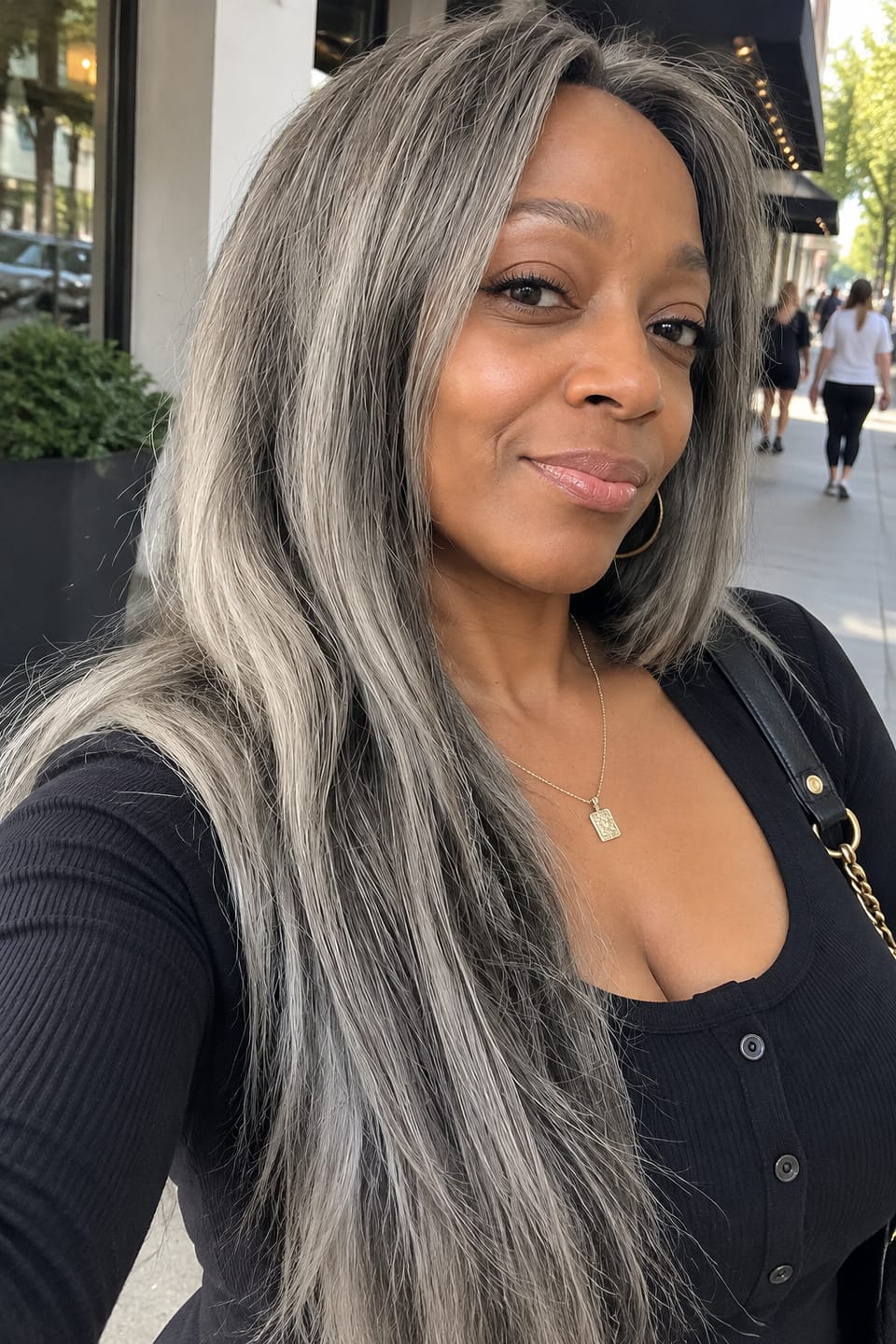 Customer photo review of Luvwin 5x5 Closure Kinky Straight Salt & Pepper Free Parting Glueless Wig