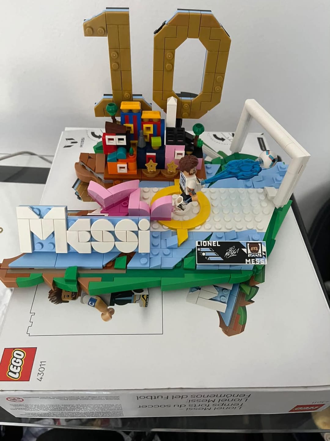 Customer photo review of Lionel Messi: Fenómenos del Fútbol