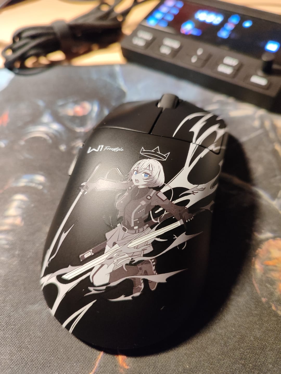 Customer photo review of Wraith W1 Wireless Mouse