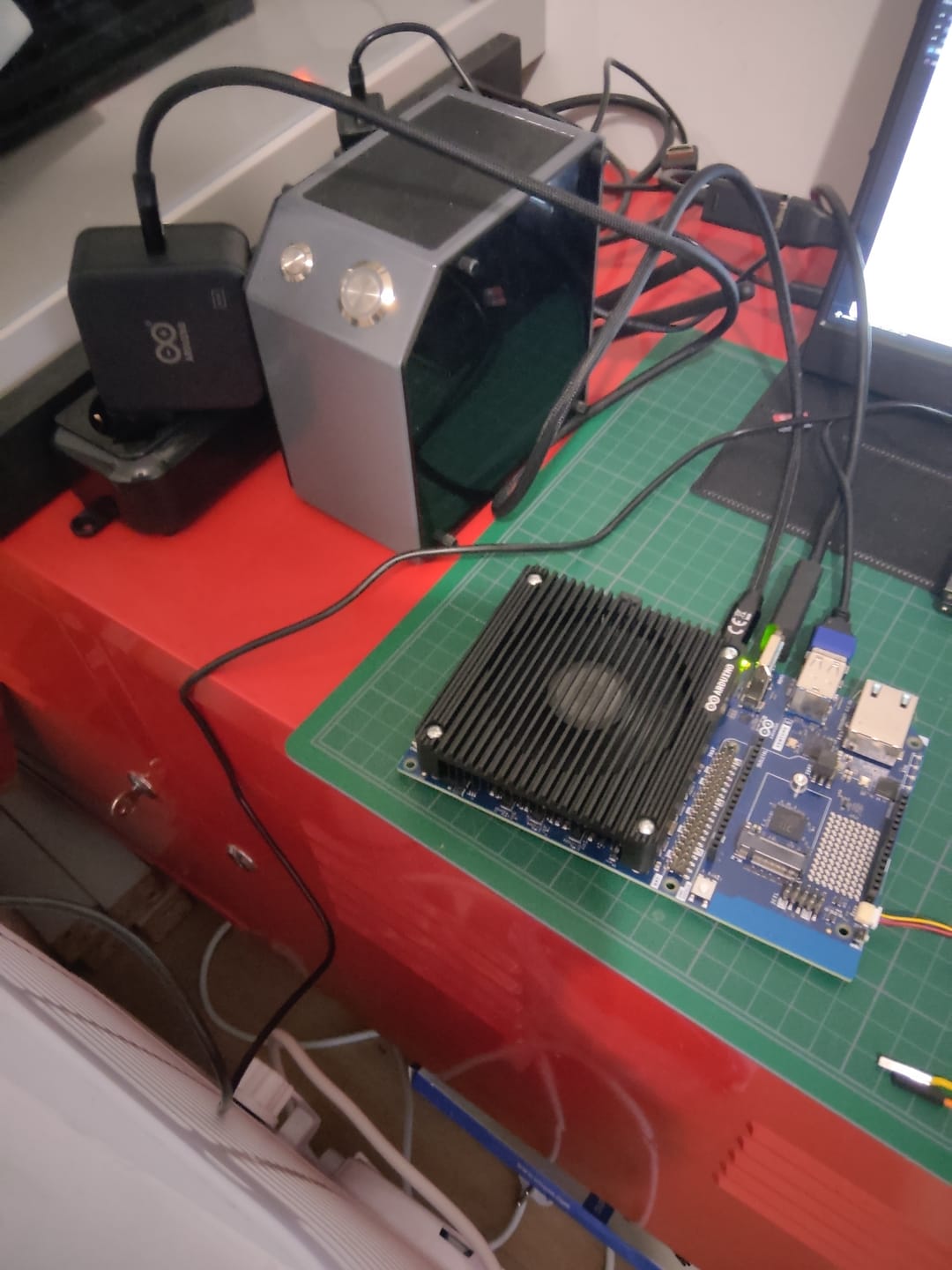 Customer photo review of Arduino USB-C Power Supply (65W)