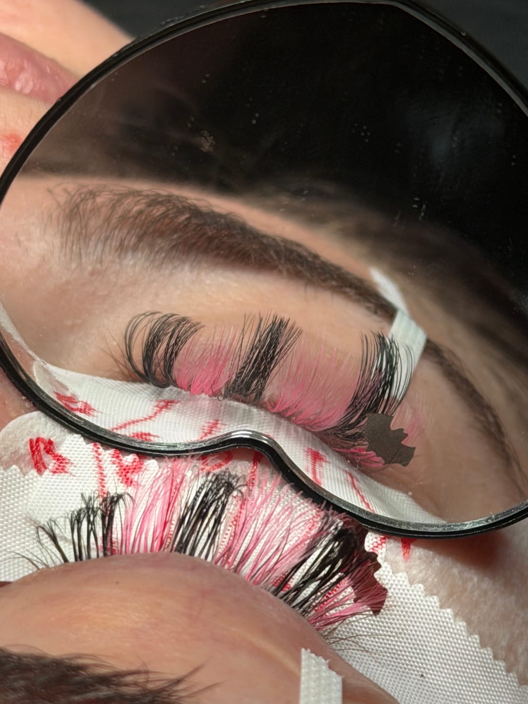 Customer photo review of Multi Color Lash Glue