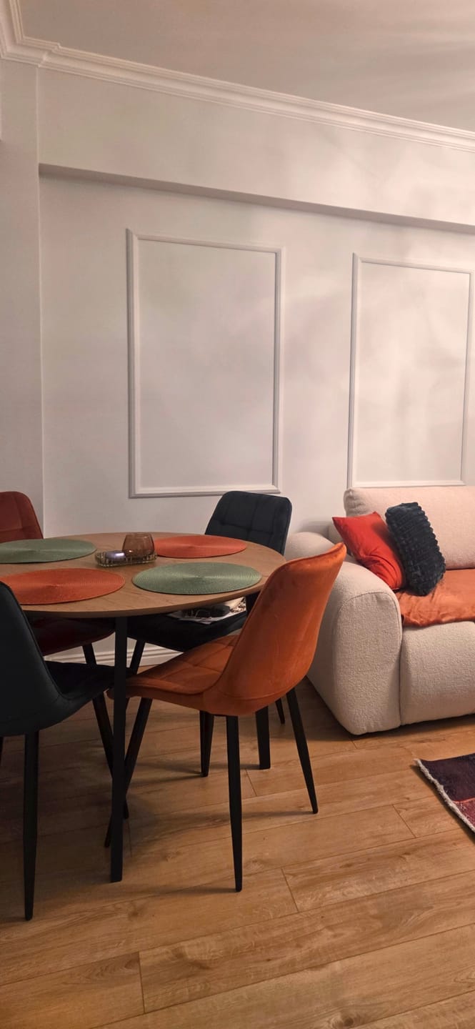 Customer photo review of Scaun CHIC, verde/negru, stofa catifelata/metal, 50x58x88 cm