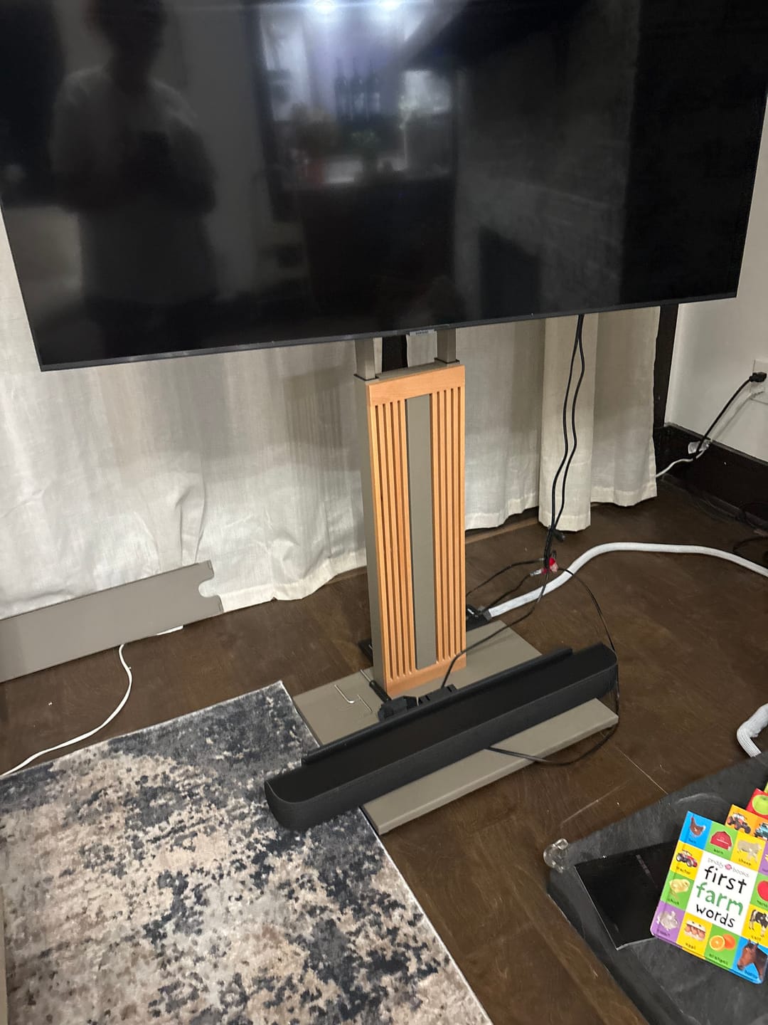 Customer photo review of Zen/Cantor Soundbar Mount S3