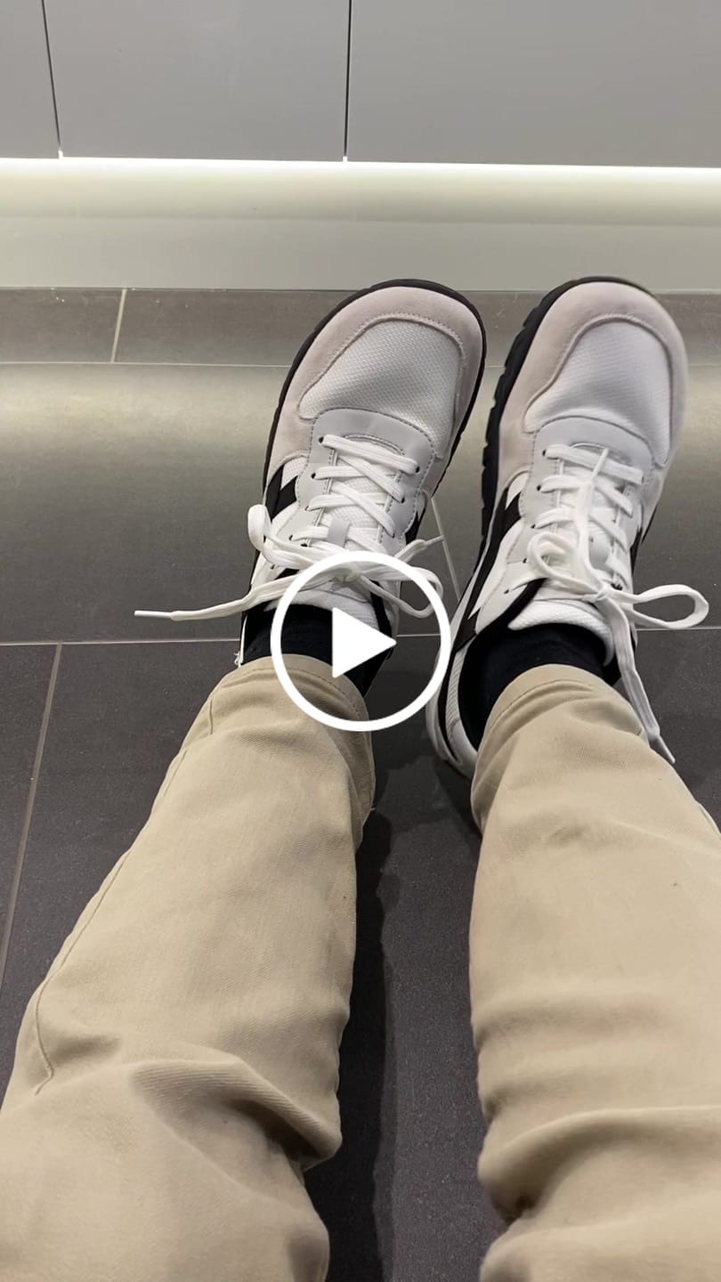 Customer video review of Hareball - Wide Toe Sneakers