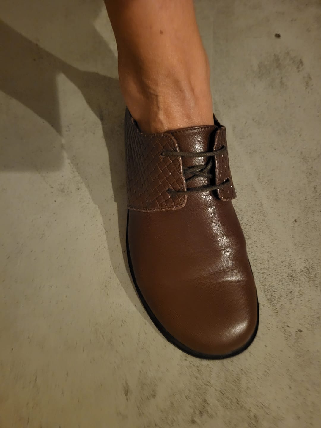 Customer photo review of Bologna Brown allacciata bassa in nappa marrone tacco 1.5 artigianale marchigiana