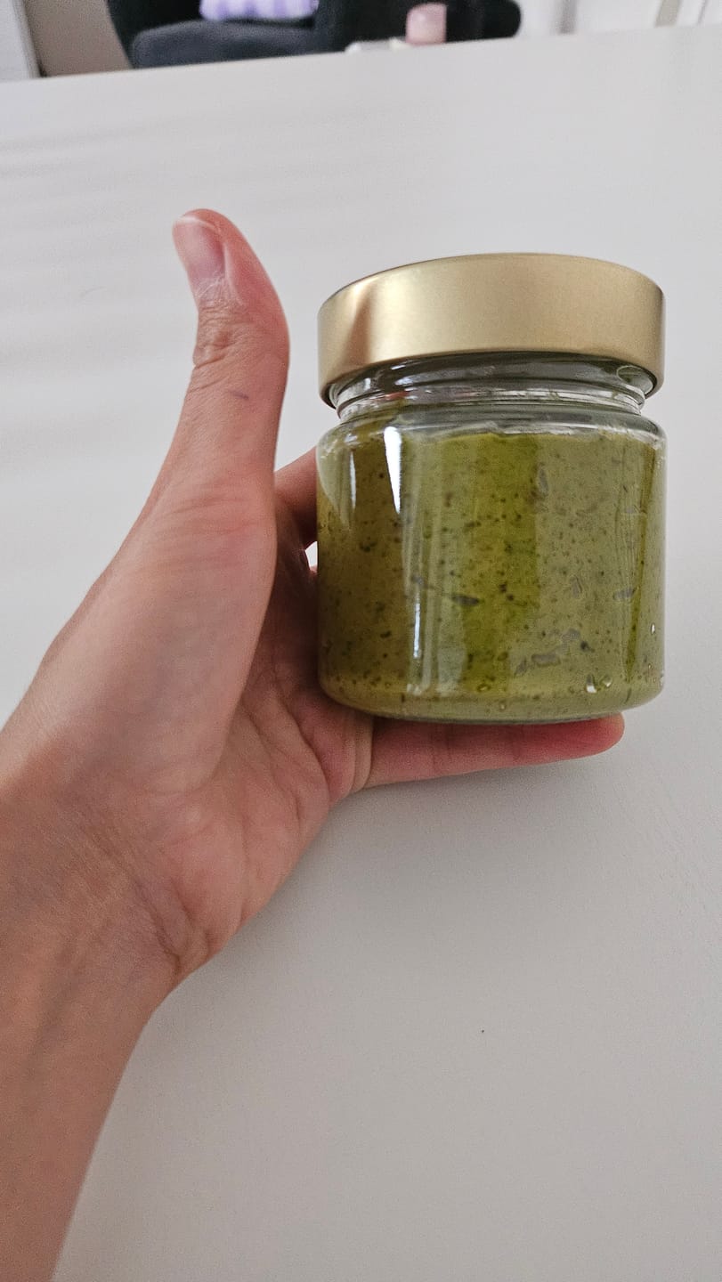 Customer photo review of Parçacıklı Antep Fıstığı Ezmesi (%50 Antep Fıstığı)