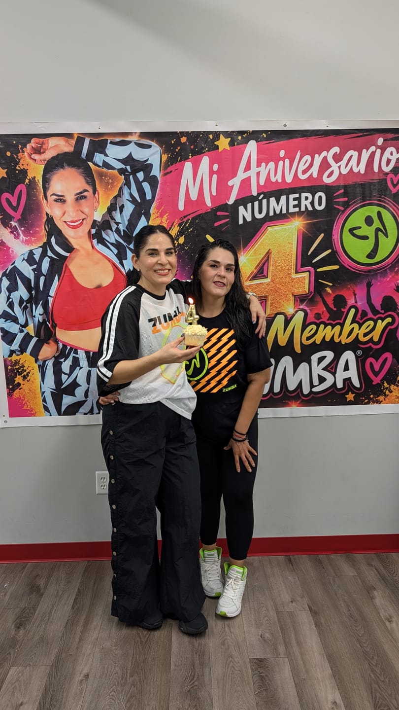 Customer photo review of Electric Feel Unisex Tees 12PK