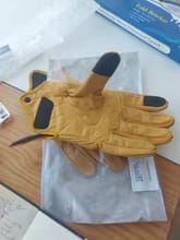 Customer photo review of Guantes de Moto Piel Lisa – Protección en Nudillos para Entretiempo e Invierno