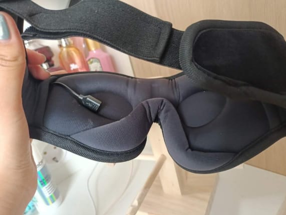 Customer photo review of Zzzen Mask - 3D Bluetooth Sleep Headphones