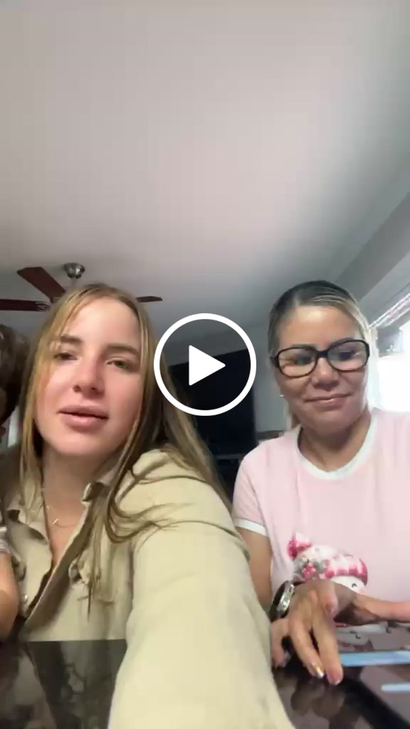 Customer video review of Tu Historia en Música – Emoción Garantizada