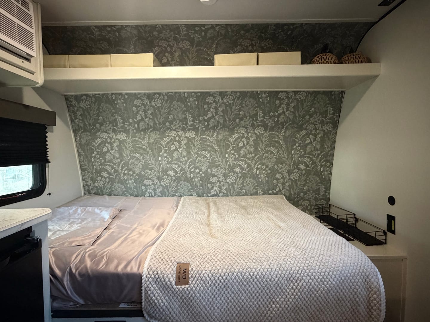 Customer photo review of Isadora Wallpaper by Katie Burt