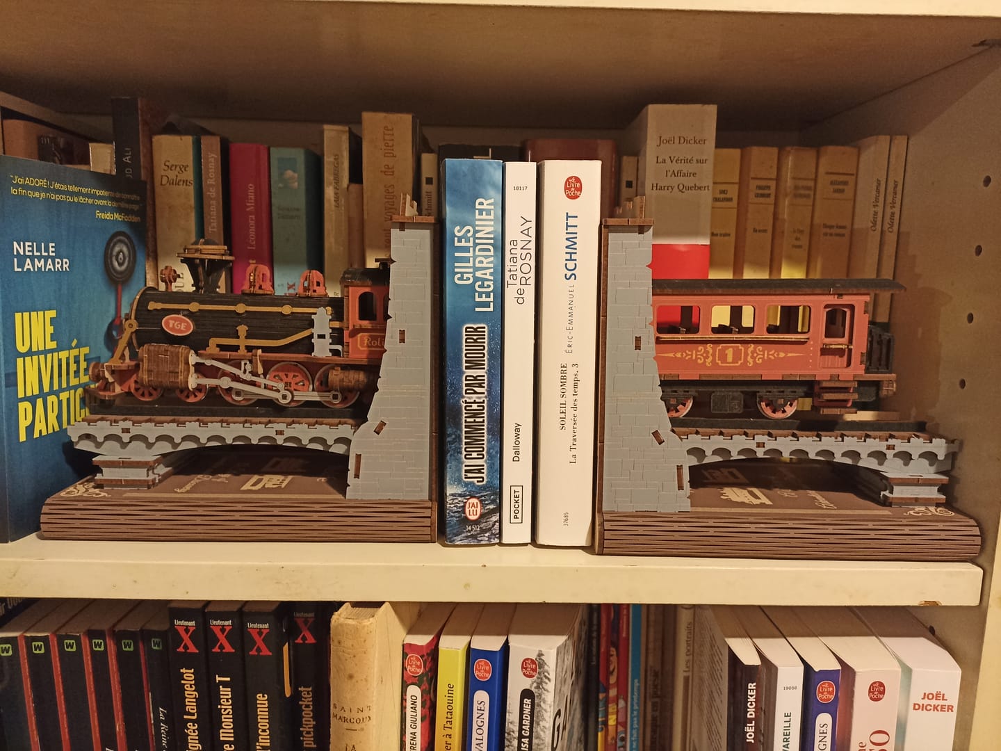 Customer photo review of Book Nook Century Train