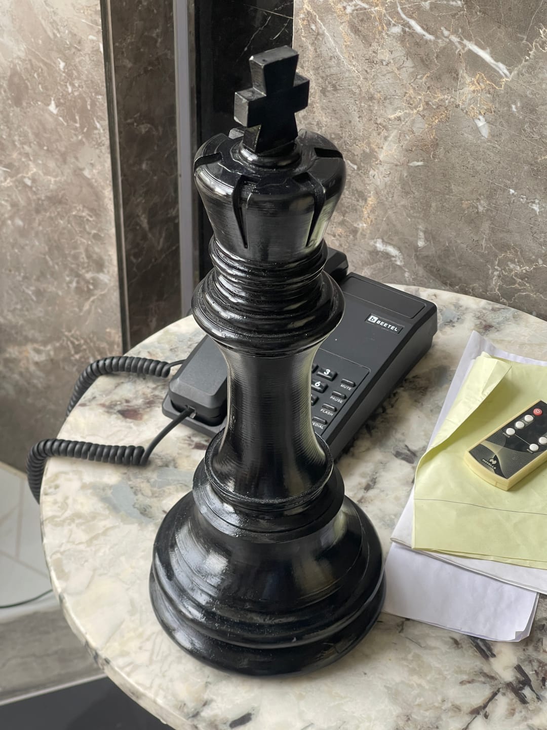 Customer photo review of Commanding King Resin Sculpture Vastu Remedy for Leadership Authority, Strategic Thinking and Professional Success for Office Desk and Boardroom Decor | 12 x 41 cm | 1 kg