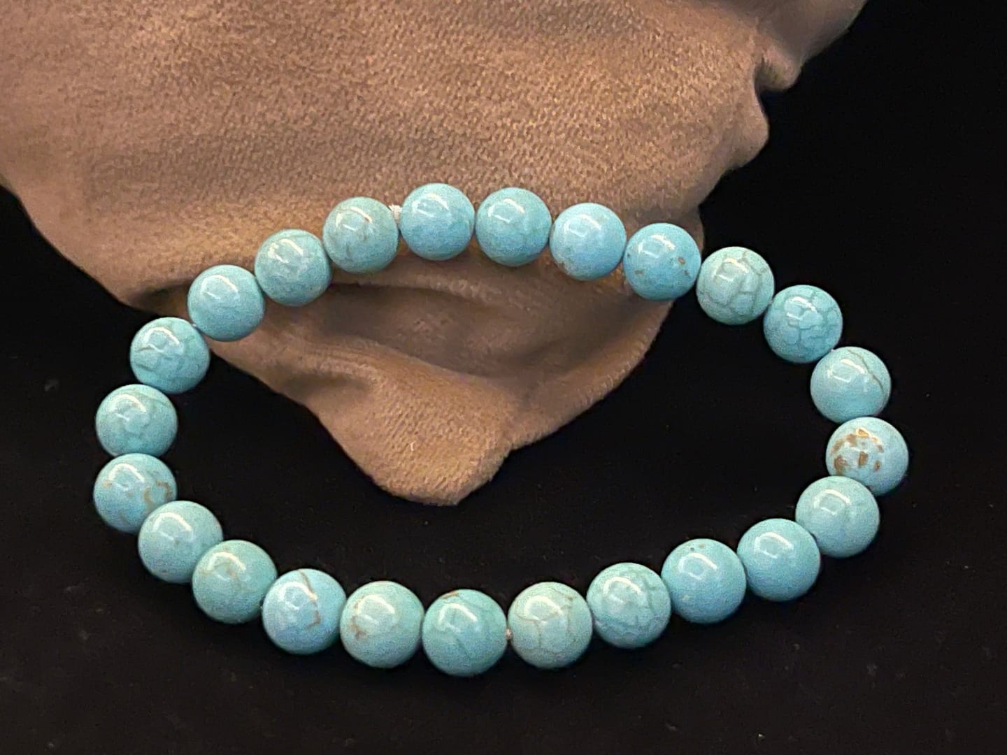Customer photo review of Natural Turquoise/Firoza Crystal Bracelet – Vastu Remedy for Good Luck & Prosperity Protection | 8mm Beads