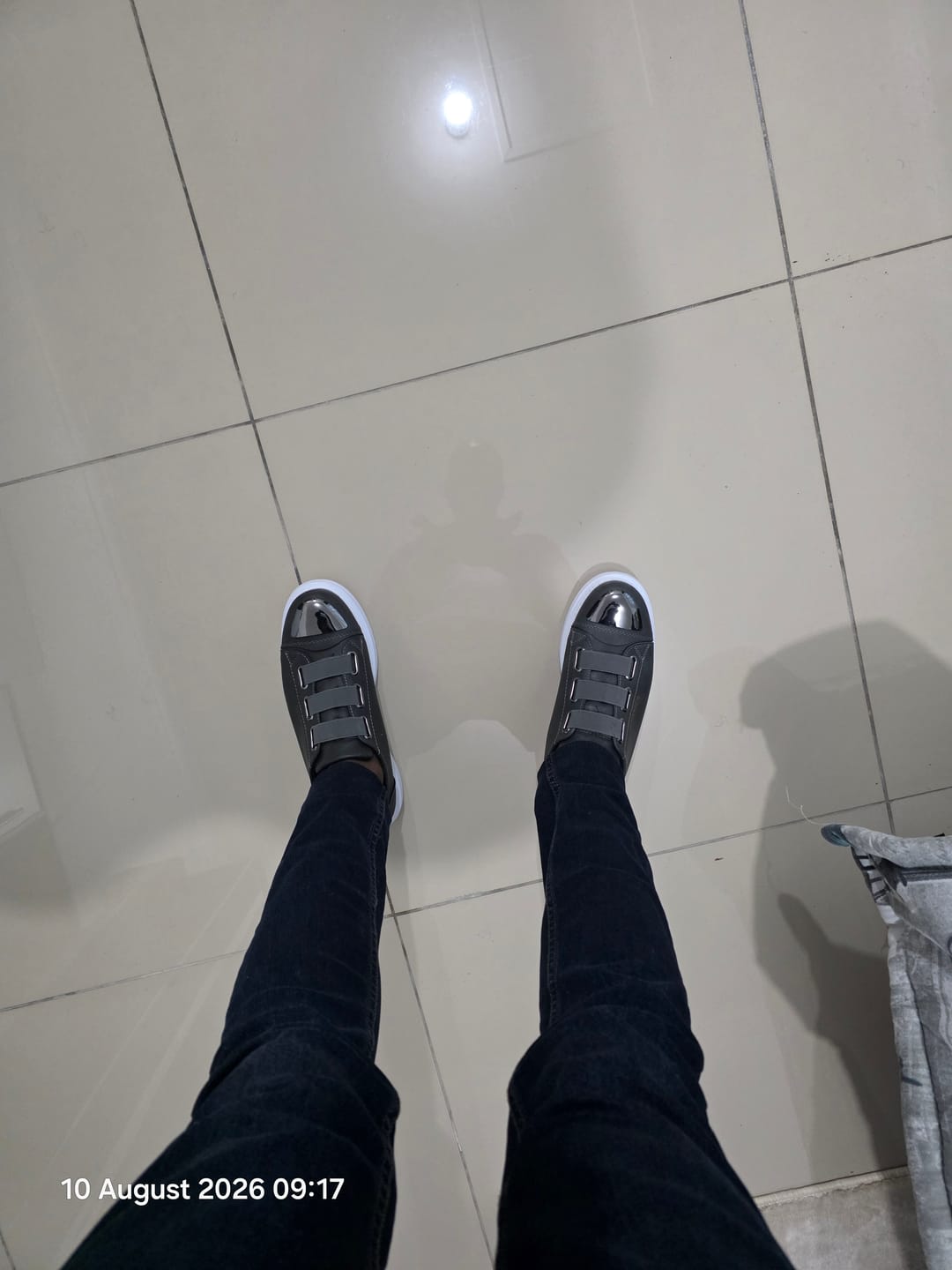 Customer photo review of MIRROR Grey