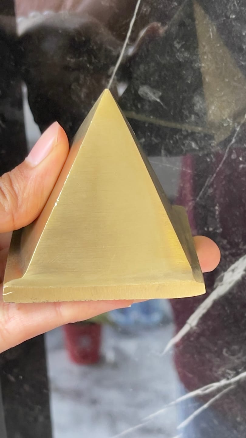 Customer photo review of Solid Brass Pyramid Vastu Remedy for North West Direction Balance, Health, Wealth and Positive Energy Support for Entrance, Kitchen and Home Spaces | 7.6 cm | 600 g