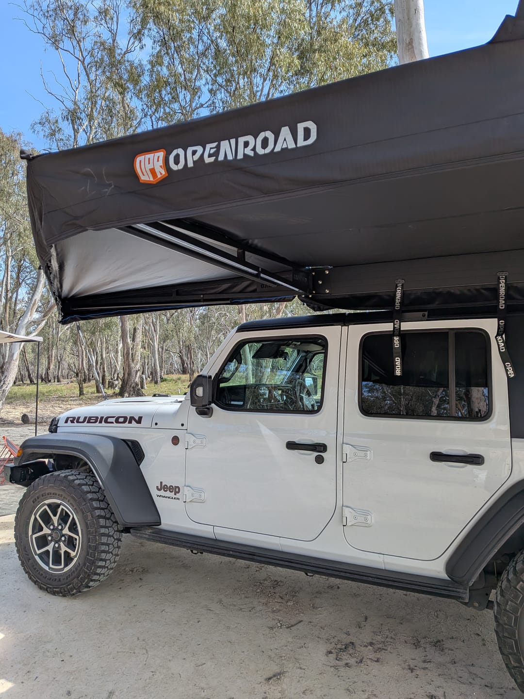 Customer photo review of OPENROAD 270 Degree Awning XL（Pre Sale,ETA:15.September)