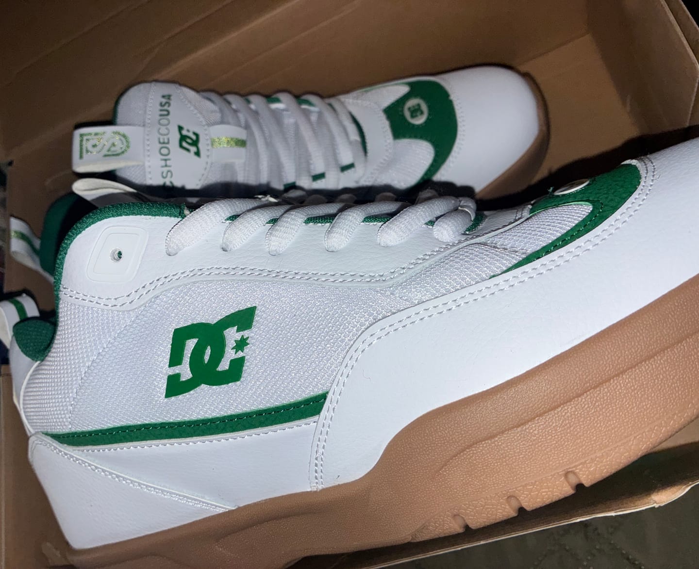 Customer photo review of DC JS-2 SHANAHAN WHITE GREEN SHOOES