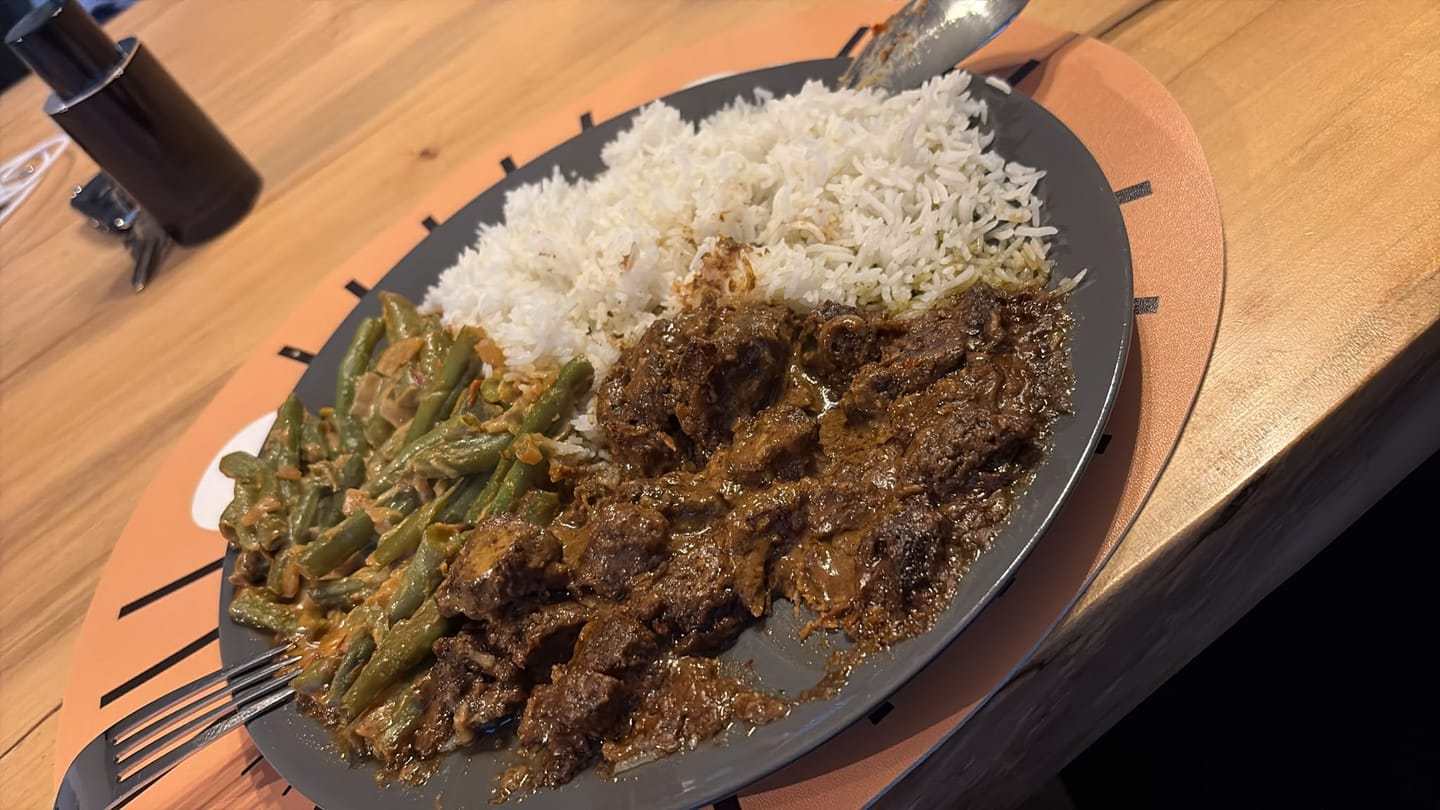 Customer photo review of Rendang Bomb