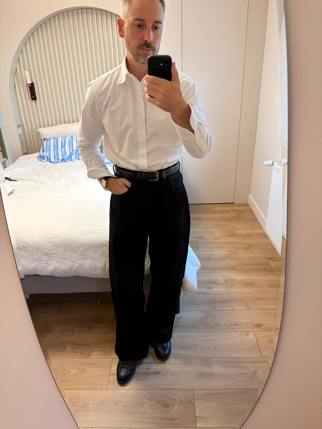 Customer photo review of 22.4OZ Carbonized Black Swordsman Wide-Leg jeans
