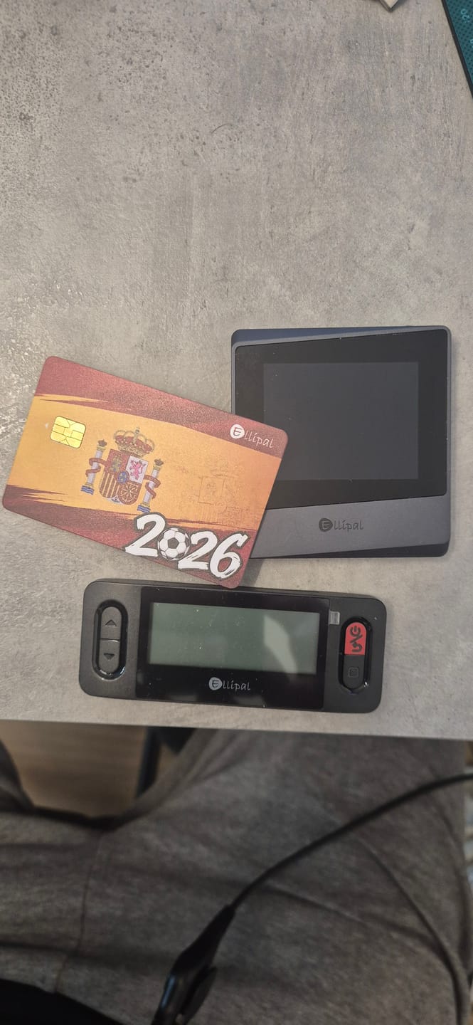 Customer photo review of ELLIPAL X Card Cold Wallet