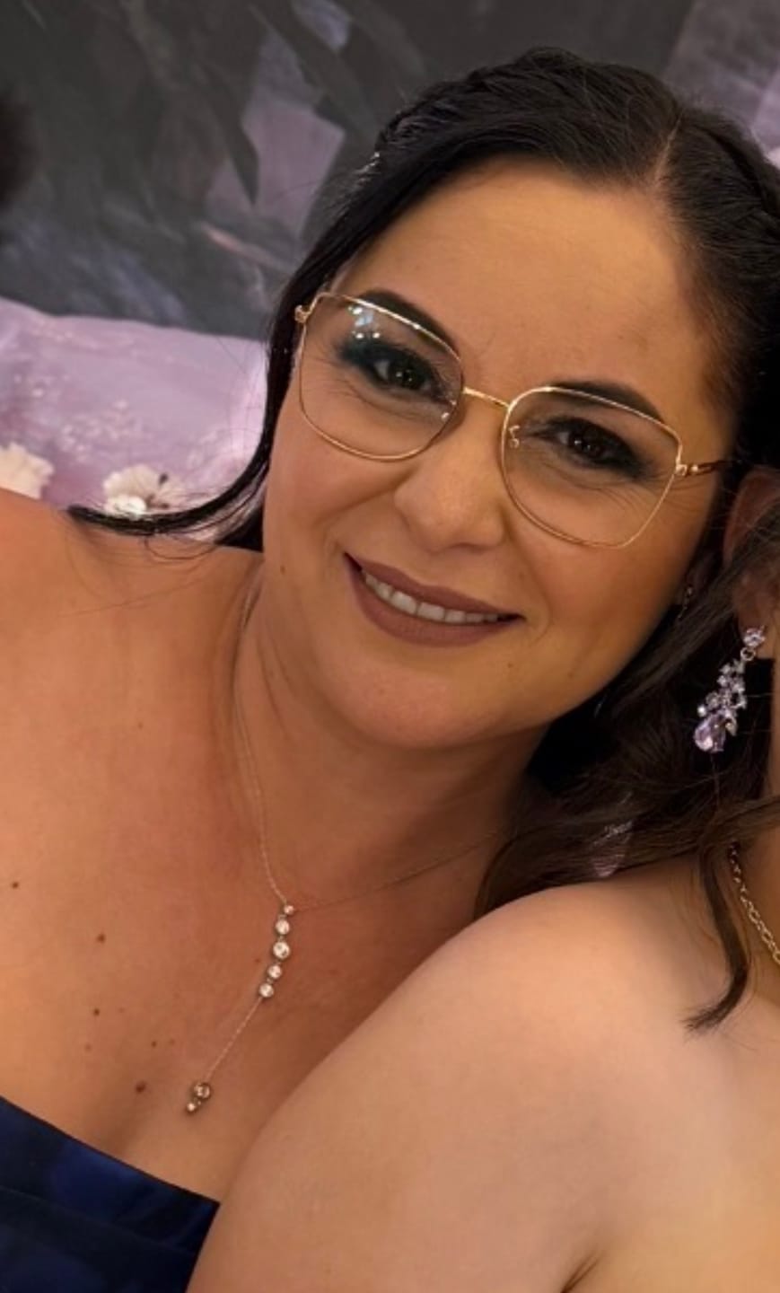 Customer photo review of Collar Tira Zirconias Con Bisel