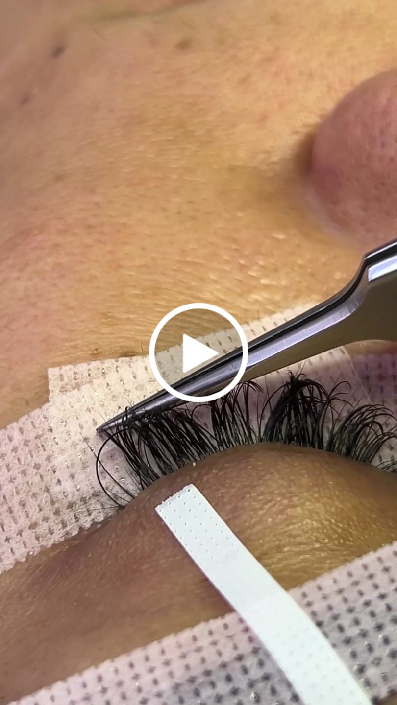 Customer video review of Volume Lashes .05
