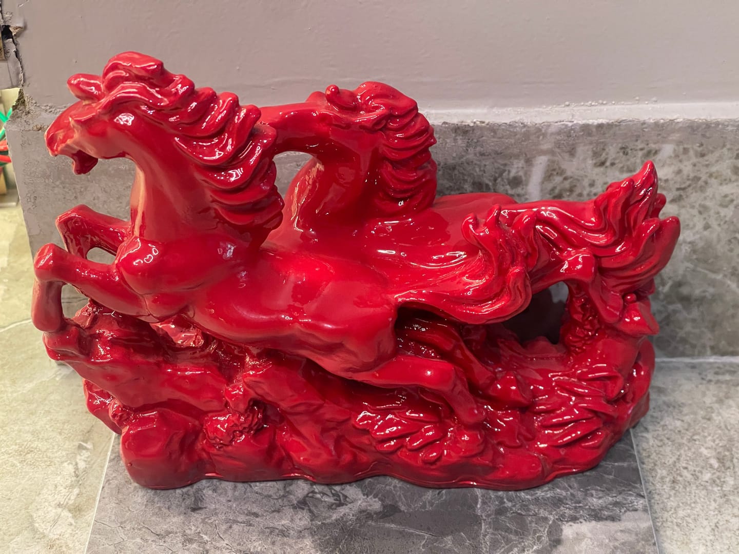 Customer photo review of Dynamic 2 Red Running Horses Resin Sculpture Vastu Remedy for Speed, Success and Career Momentum | for Office Desk, Business Spaces and Home Decor | 21 x 16 cm | 385 g