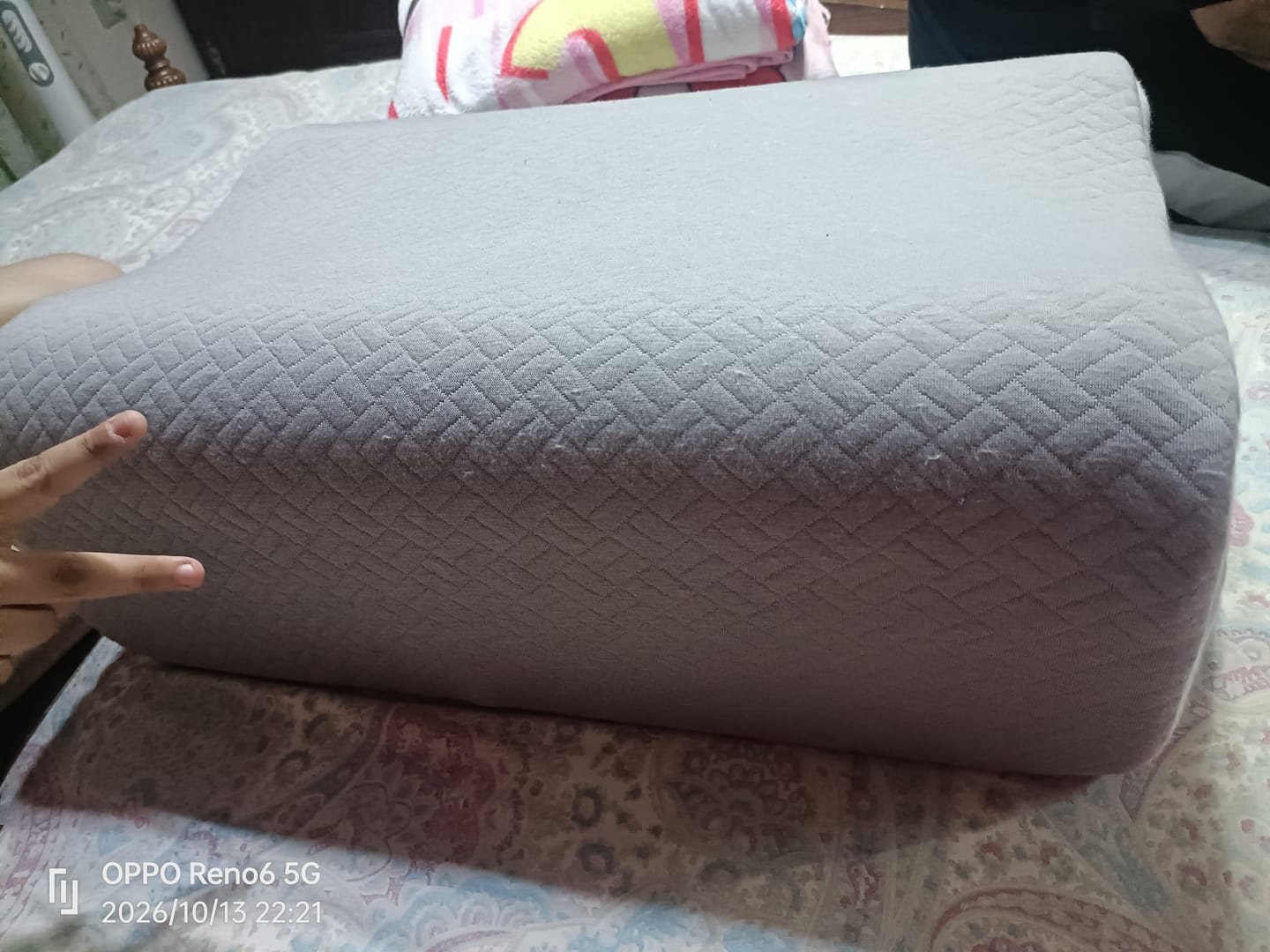 Customer photo review of Rut-Leg Elevation Pillow