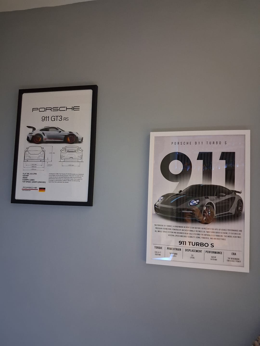 Customer photo review of Porsche 911 GT3 RS Specifications Poster