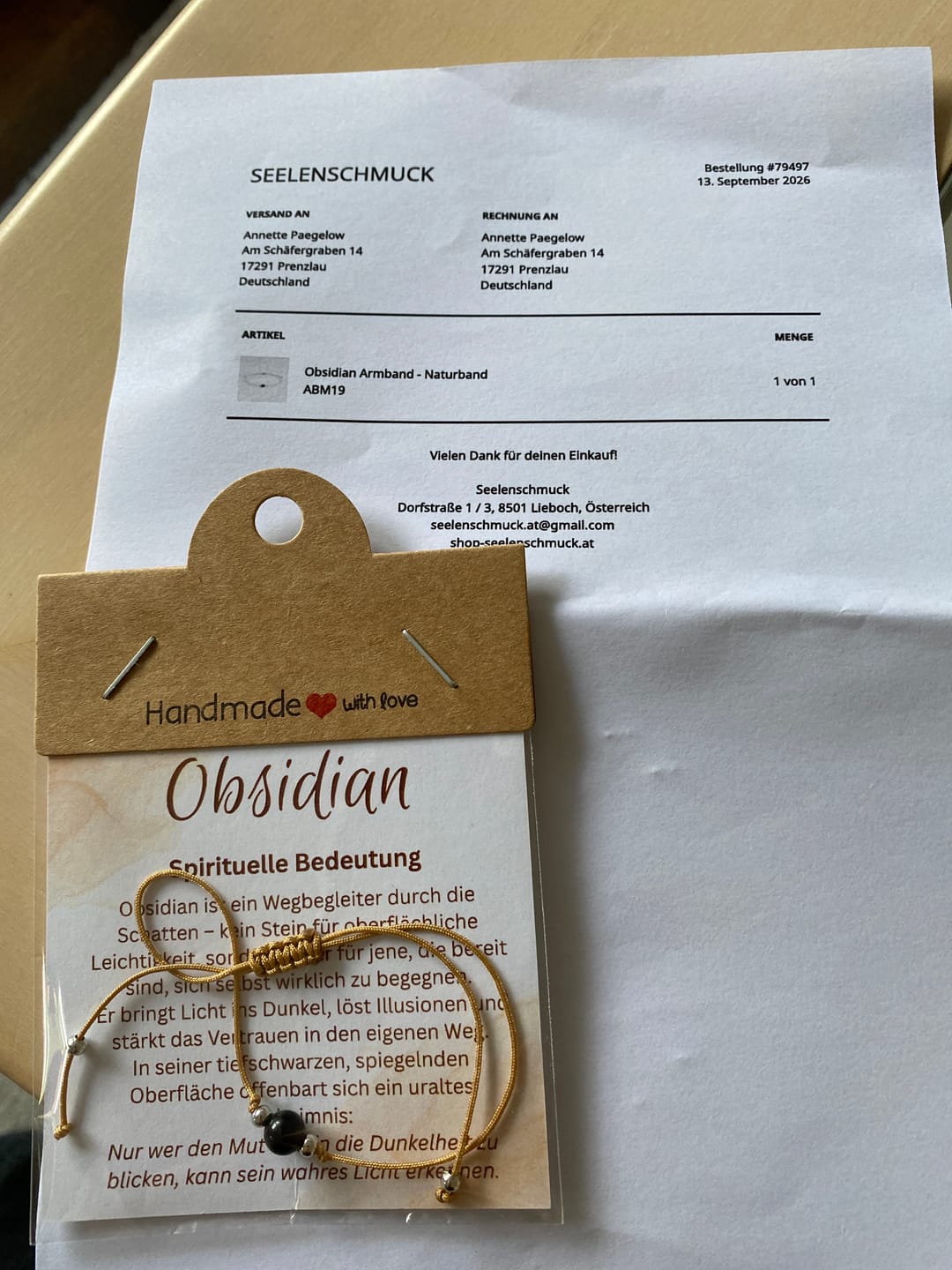 Customer photo review of Obsidian Armband - Naturband