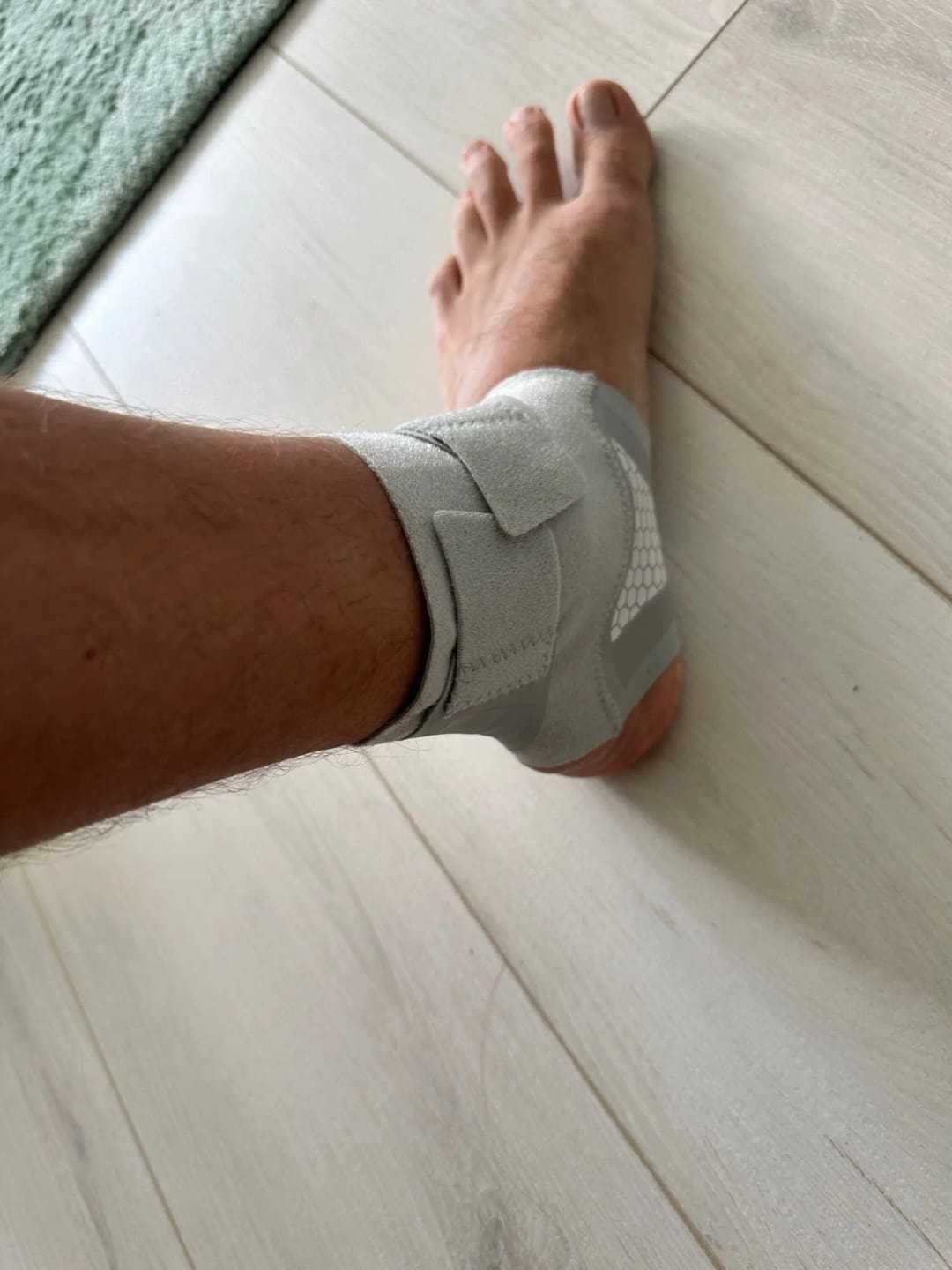 Customer photo review of Chevillère de maintien réglable Pillova