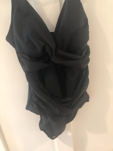 Customer photo review of Emoswim - Tummy Control Swimsuits for Women Slimming One Piece Bathing Suit