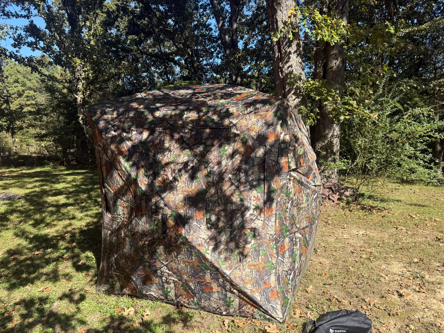 Customer photo review of Vis360 3-4 Man Hunting Blind | 360 See Through Hunting Pop Up Blind with 4 Full Panels | Portable Ground Blind for Deer & Turkey Hunting