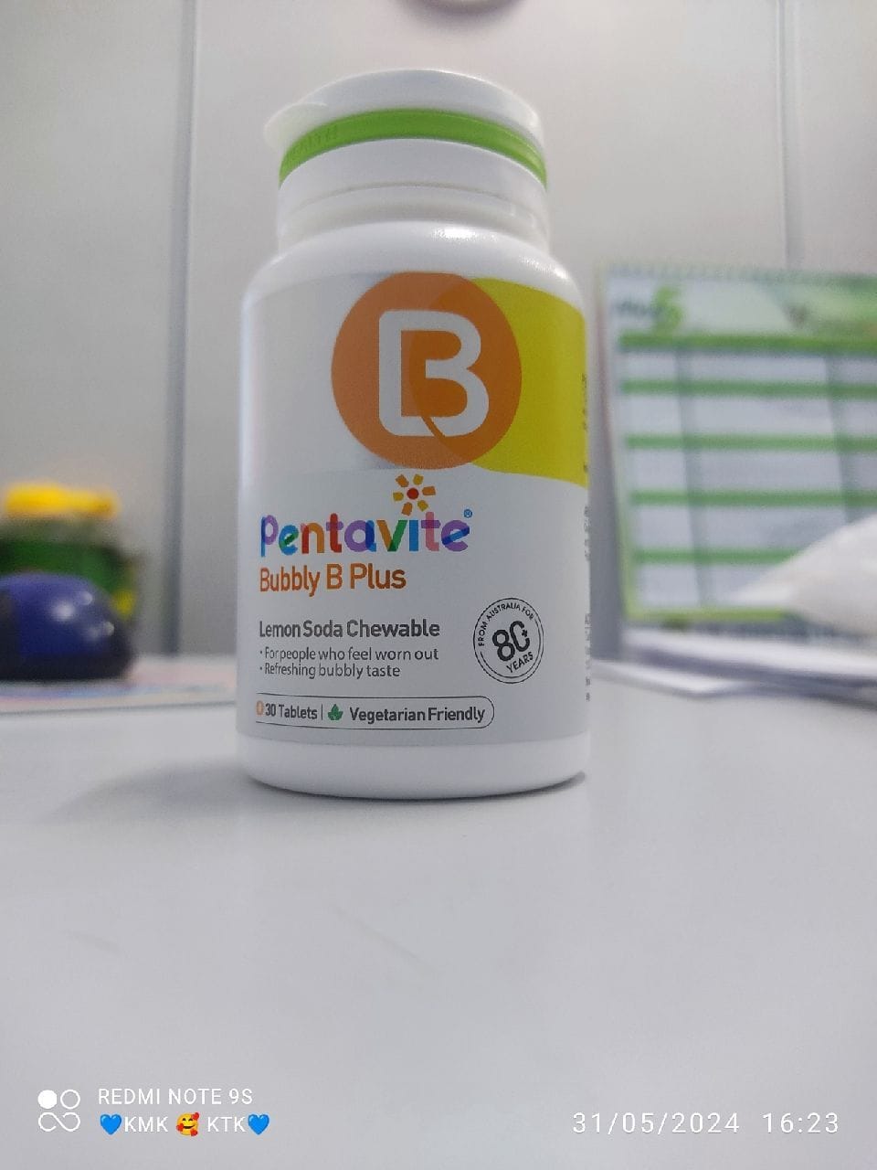 Customer photo review of Bubbly B Plus  Lemon Chewable Tablet