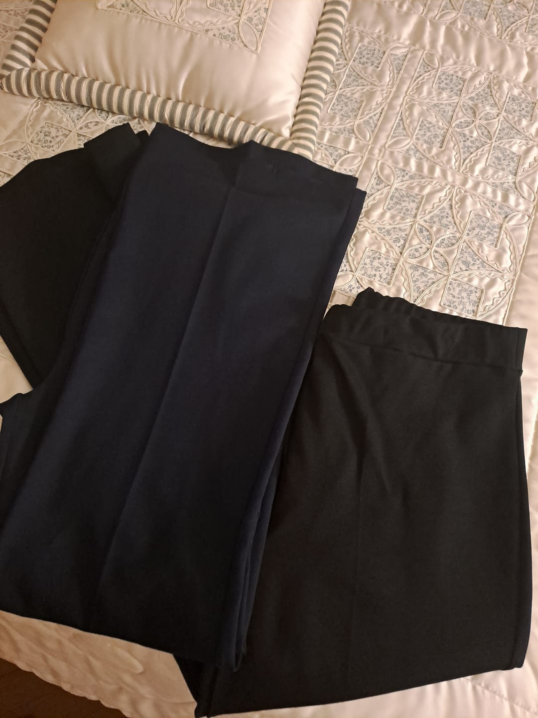 Customer photo review of PANTALONE AGNESE NERO