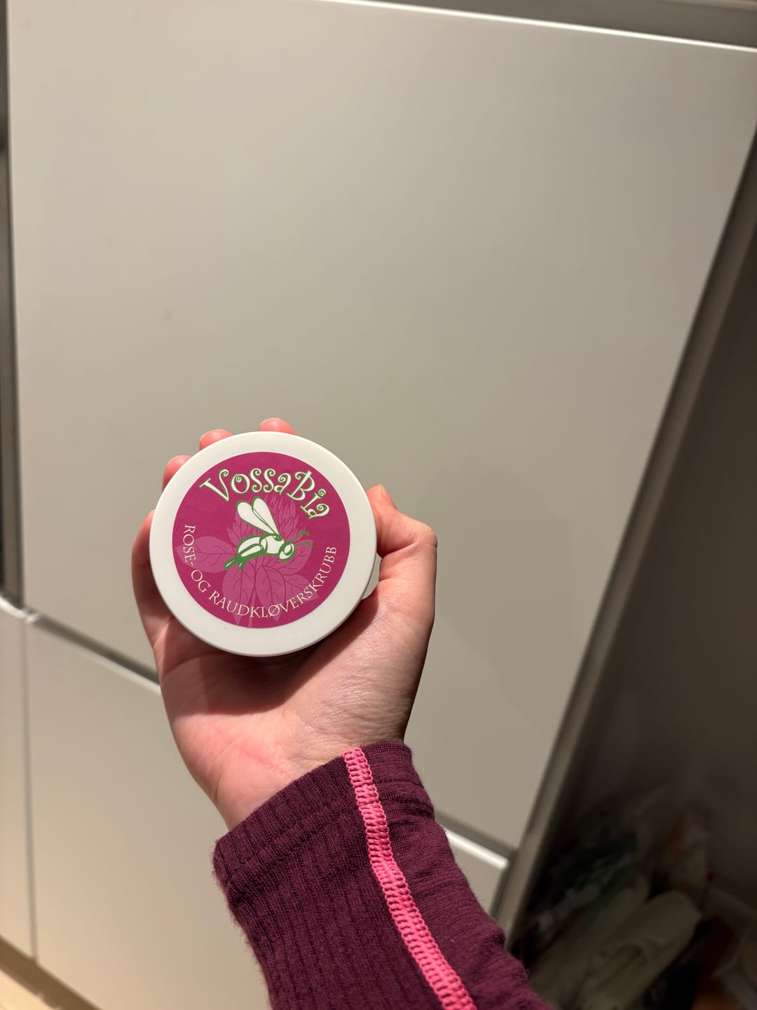Customer photo review of Rose- og raudkløverskrubb til ansikt