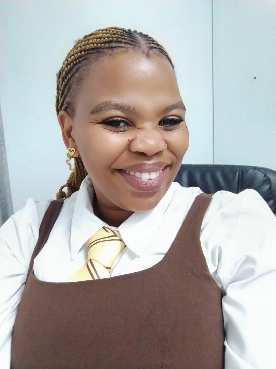 Customer photo review of Gold Thando Studs