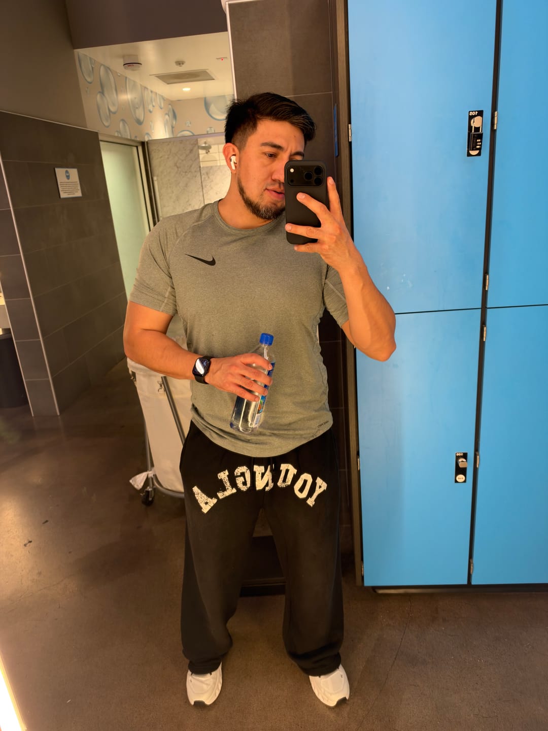 Customer photo review of 2105 - Arc Collection Joggers - Sweats