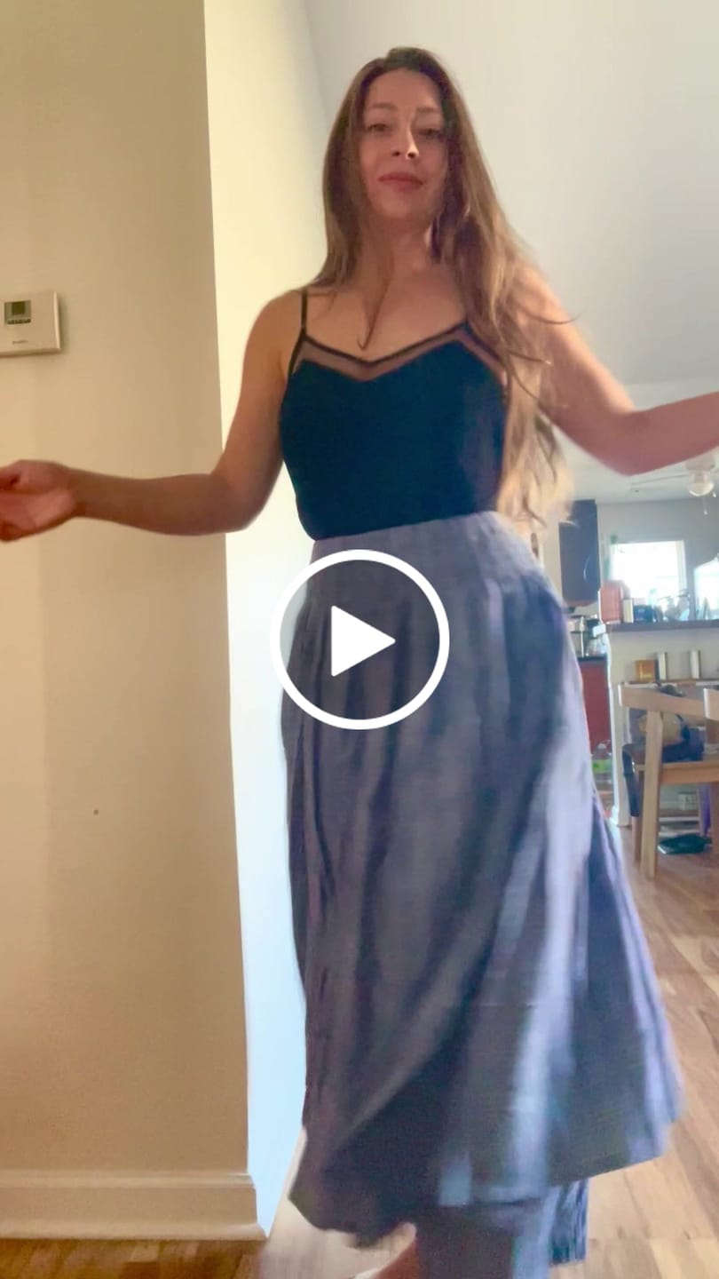 Customer video review of RUE PANTS | REED CHEX