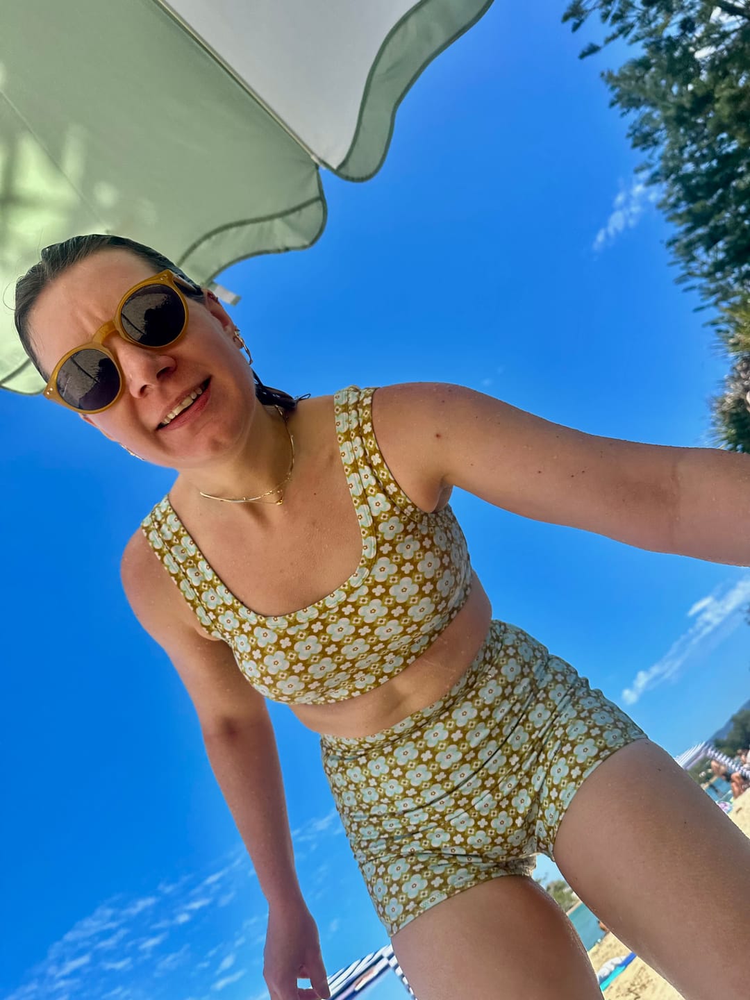 Customer photo review of BELLA TOP - BEACH BLOSSOM 🌺