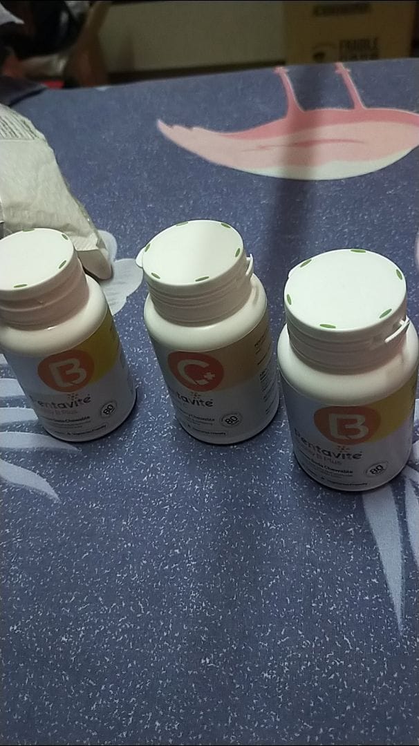 Customer photo review of Bubbly B Plus  Lemon Chewable Tablet