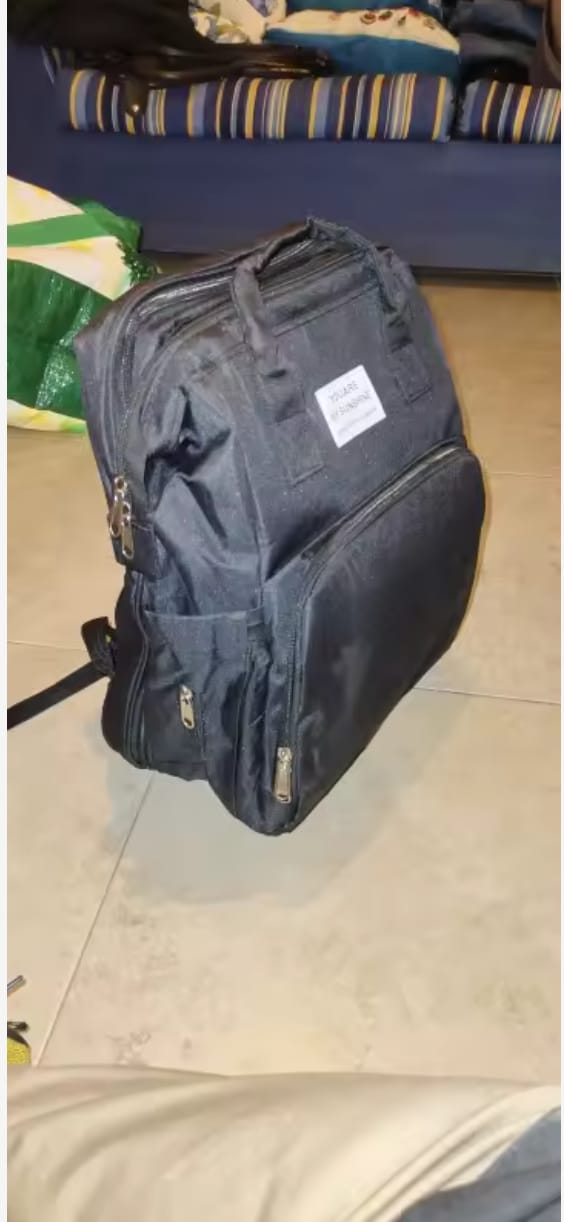Customer photo review of Mimalia | Mochila con cambiador plegable