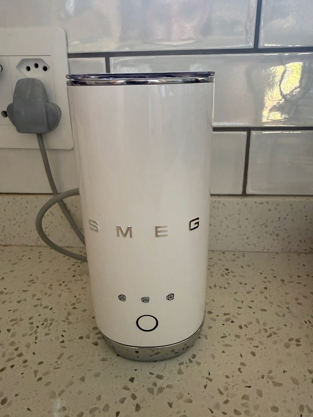 Customer photo review of Smeg Milk Frother
