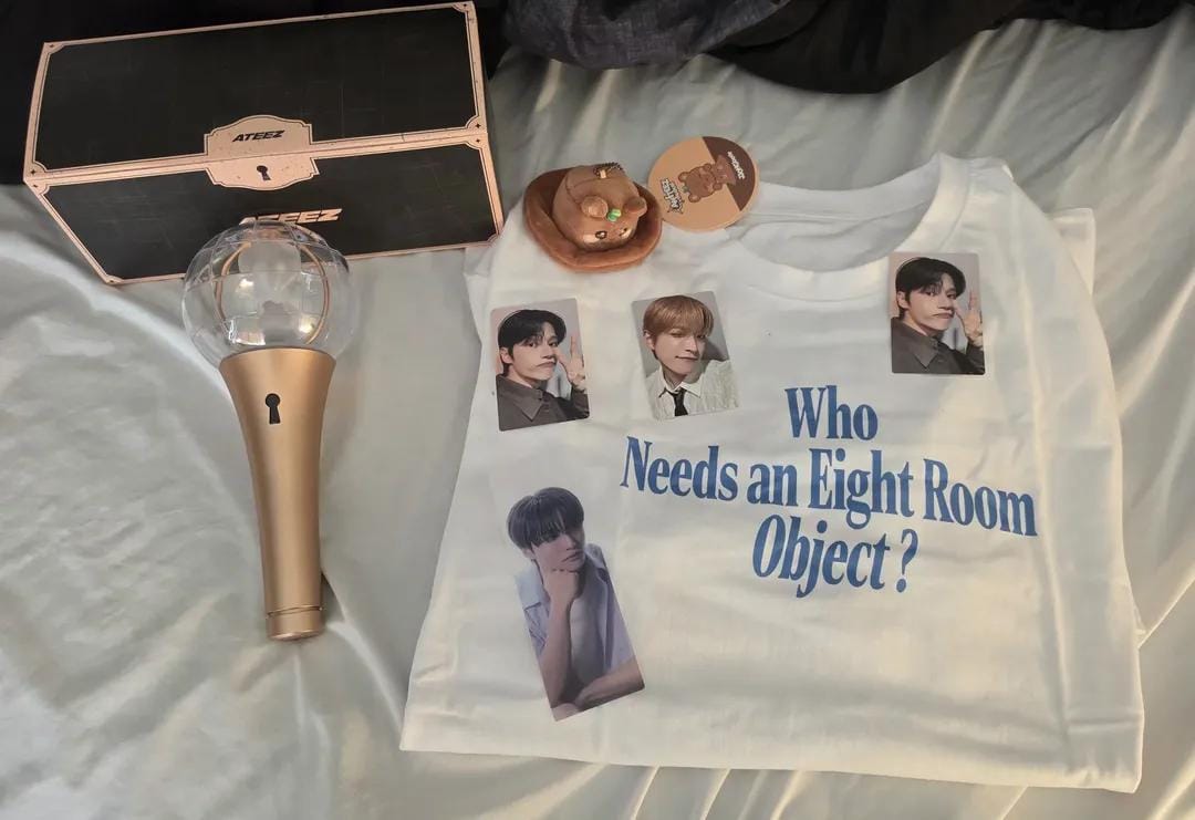 Customer photo review of ATEEZ MYSTERY RANDOM BOX