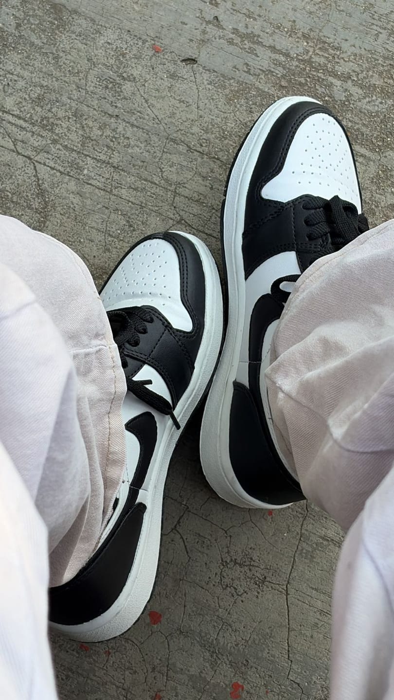 Customer photo review of Tenis Retro 1 Vaquita
