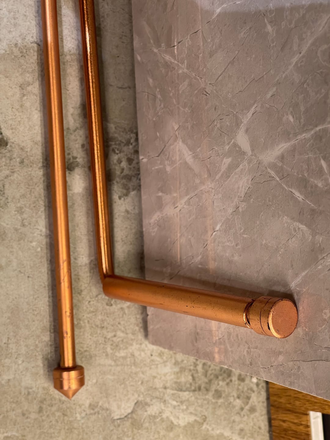 Customer photo review of Copper Dowsing Rod Pair – Vastu Remedy for Aura Energy Checking with Metal Handle | Ideal for Feng Shui & Vastu Scanning | Pair Set | 26 x 14 x 1 cm