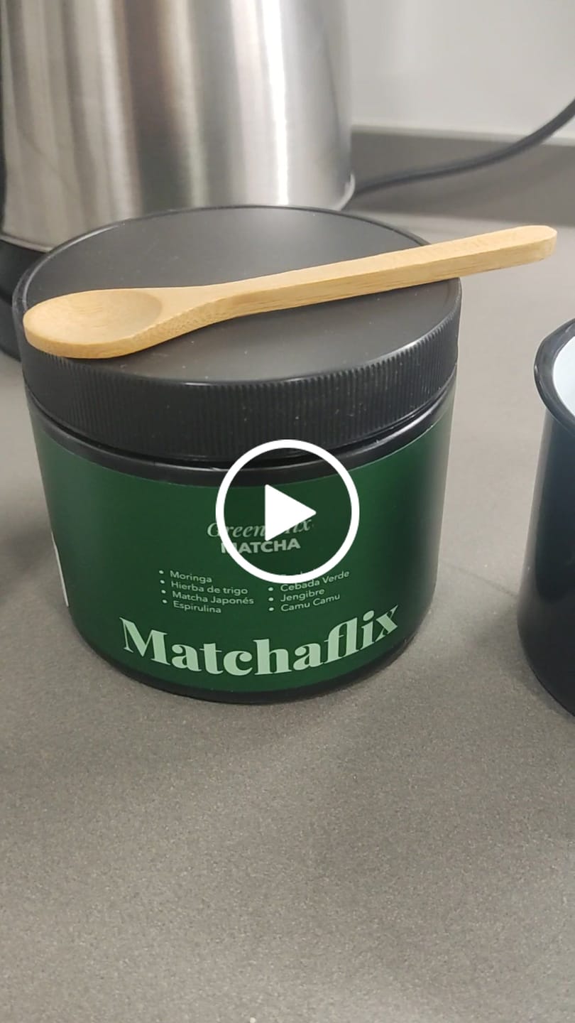 Customer video review of Matcha Detox Green (SOLO HOY)