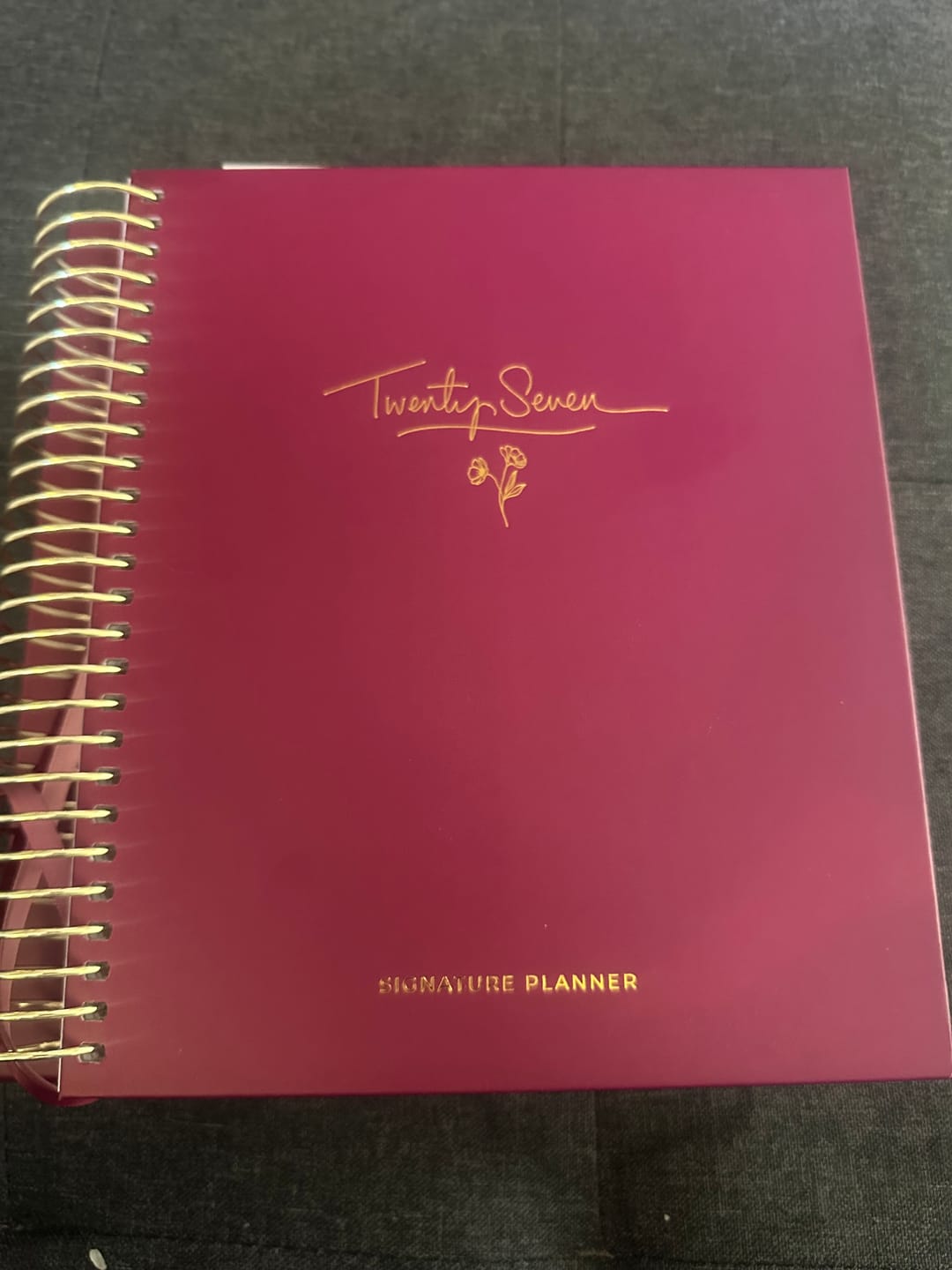 Customer photo review of 2027 Signature Weekly Planner - Berry
